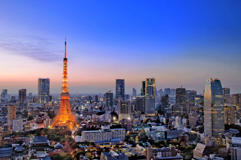 日落后的东京塔图片下载