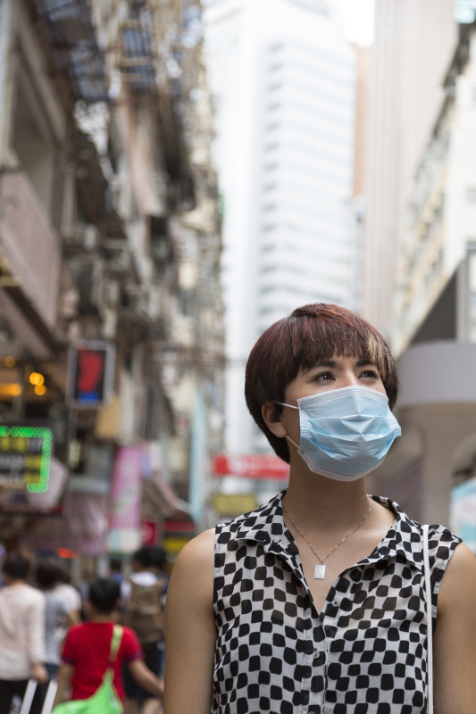 香港戴口罩的妇女图片下载