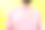 黄色背景下粉色衬衫上的心形男人摄影图片
