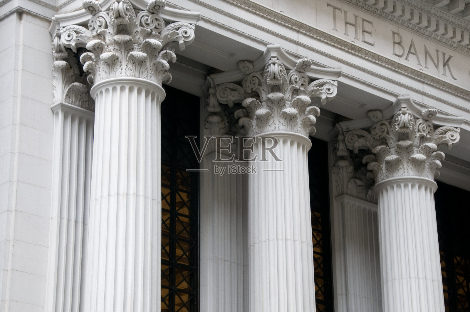 银行建筑的爱奥尼亚柱照片摄影图片