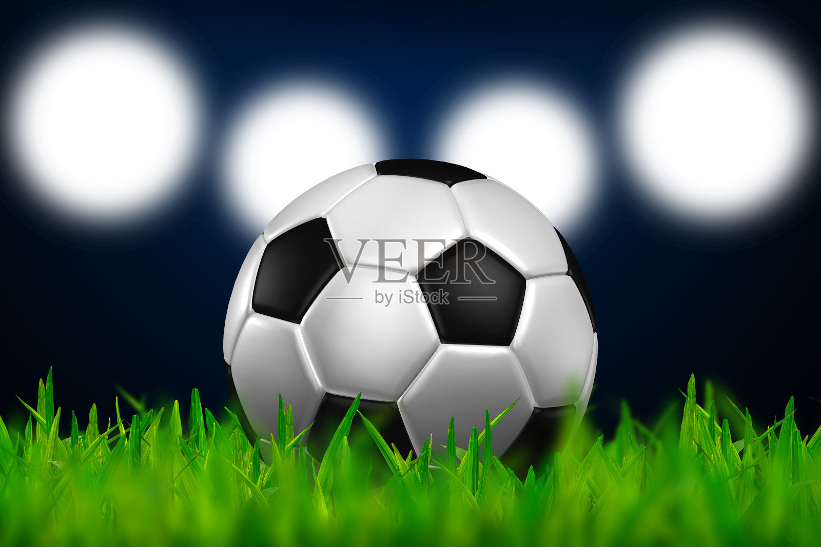 足球在绿色草地上的聚光灯背景插画图片素材