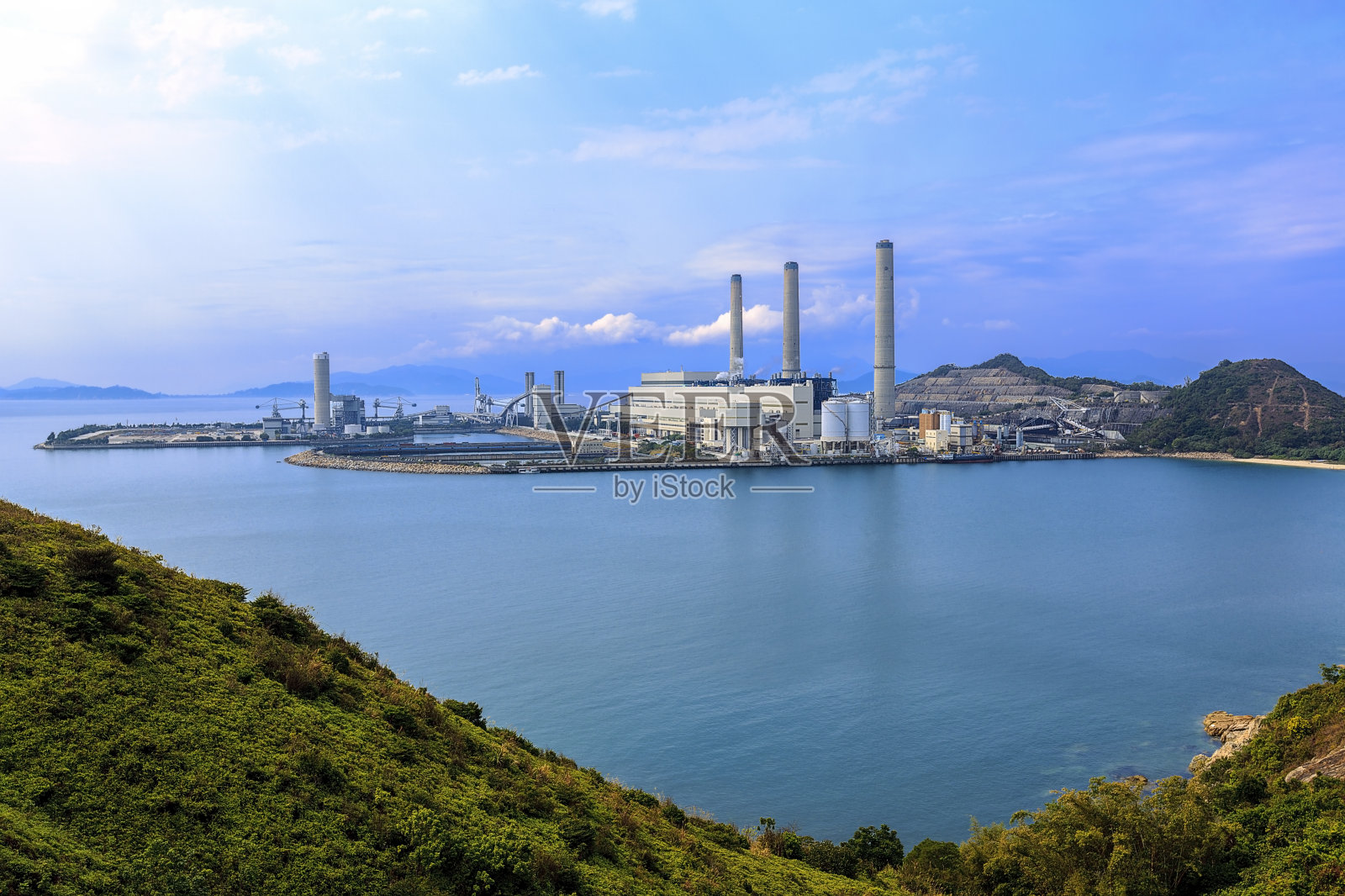 南丫岛的燃煤发电厂照片摄影图片