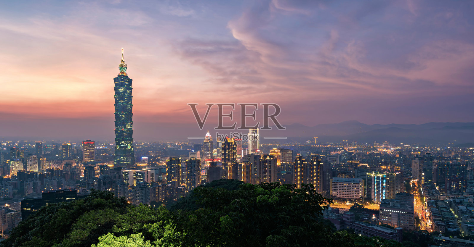 台北101的顶景日落照片摄影图片
