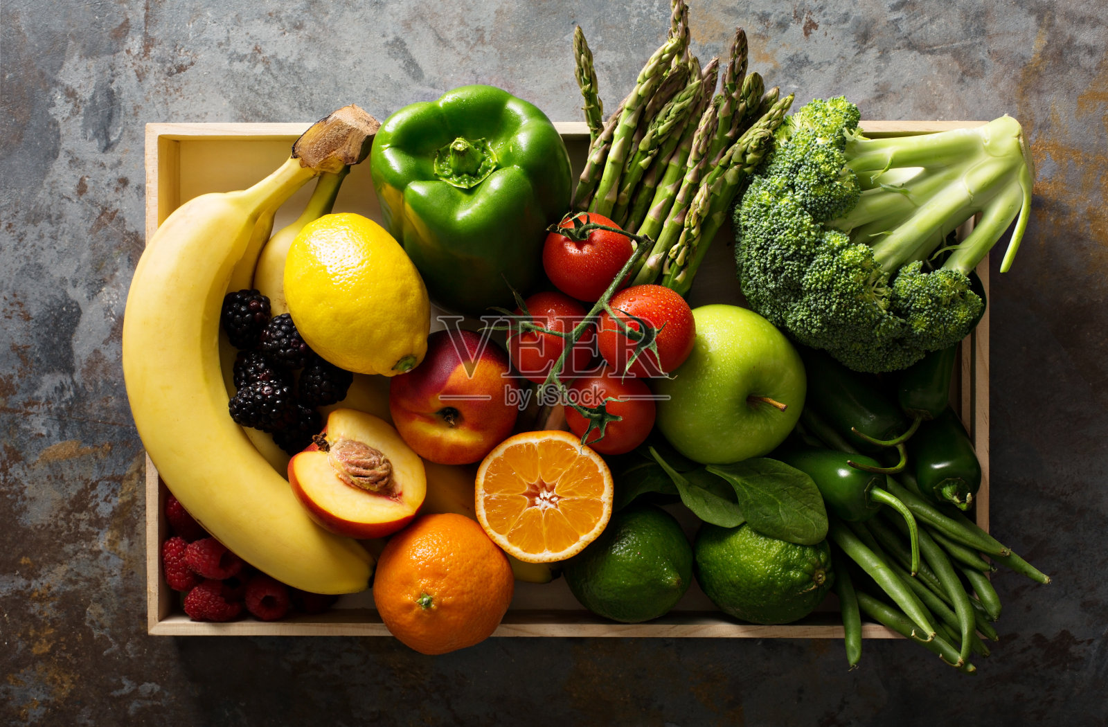 新鲜多彩的蔬菜和水果照片摄影图片