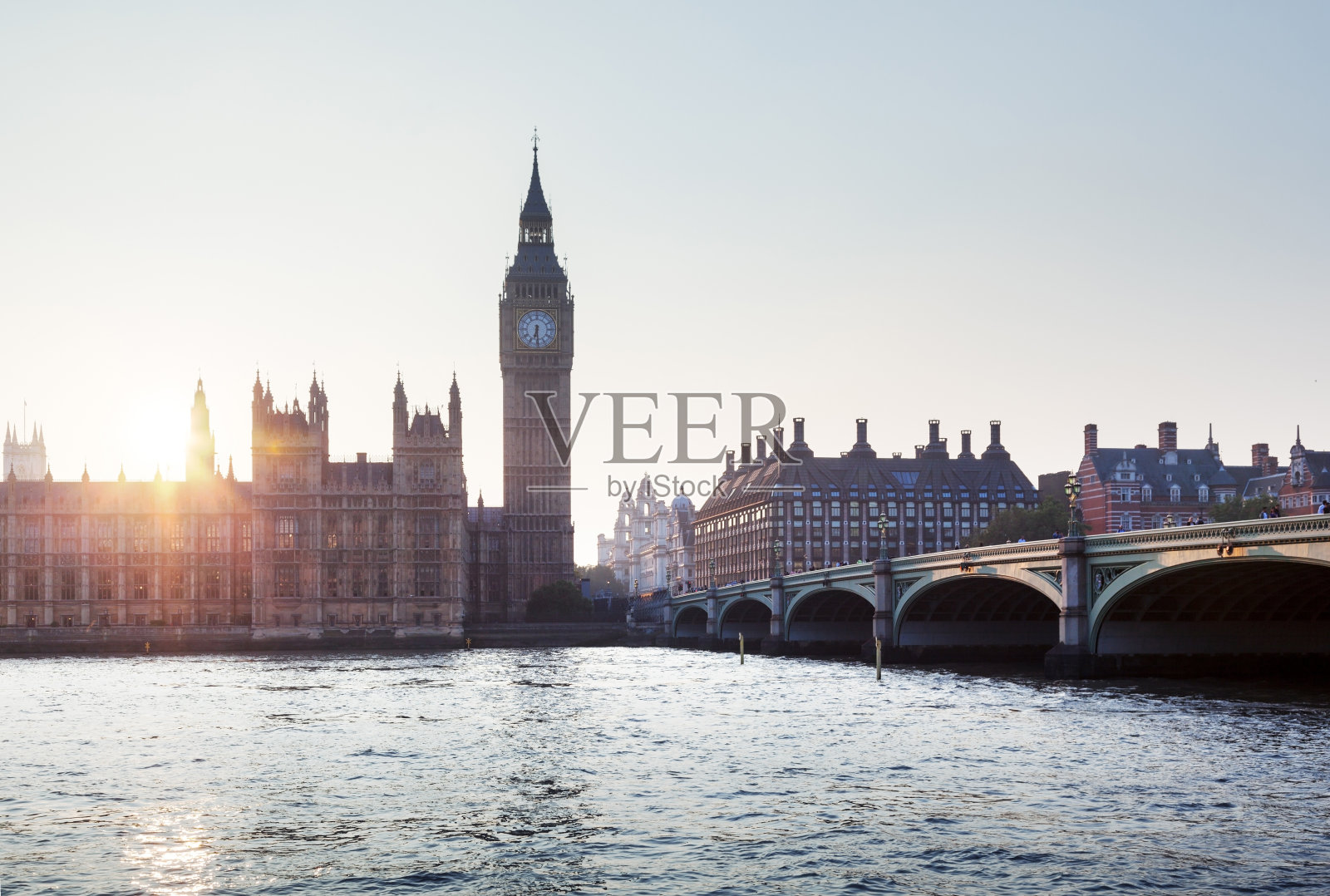 日落时的大本钟和威斯敏斯特，英国伦敦照片摄影图片
