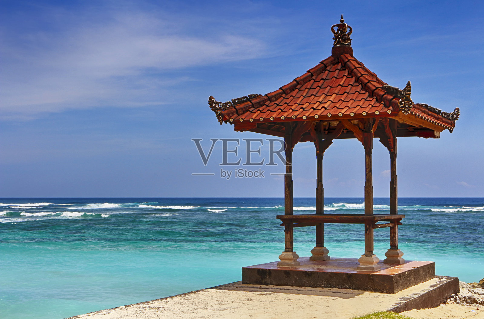 巴厘岛沙滩上的圣地。美丽的风景。照片摄影图片