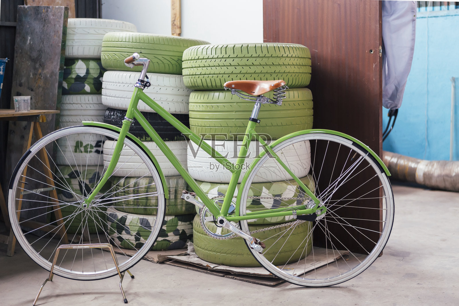 新型美丽绿色自行车照片摄影图片
