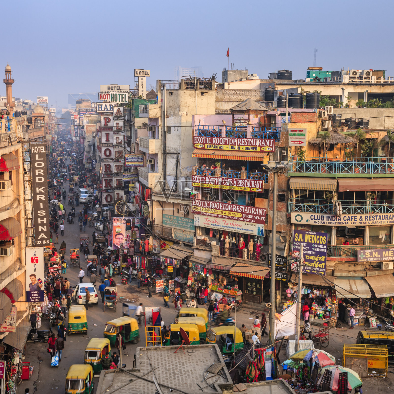 城市生活-主要集市，帕哈尔甘吉，新德里，印度照片摄影图片