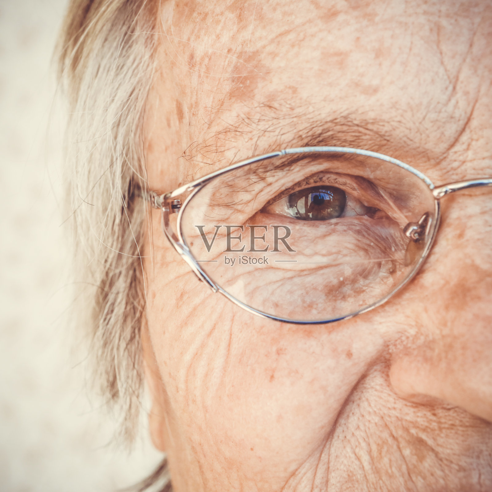 老妇人眼睛的特写照片摄影图片
