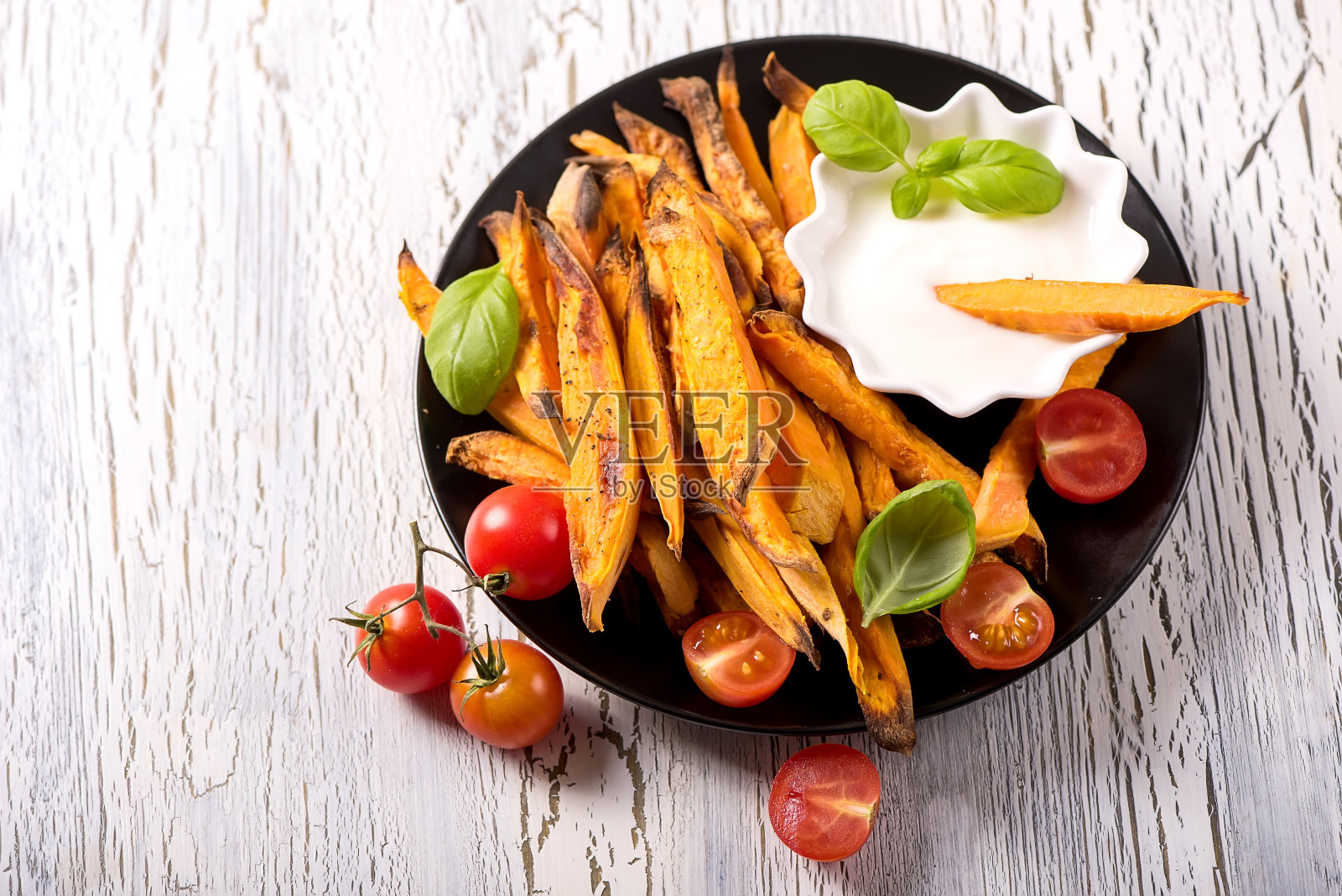 健康的自制红薯薯条，素食和纯素食品照片摄影图片