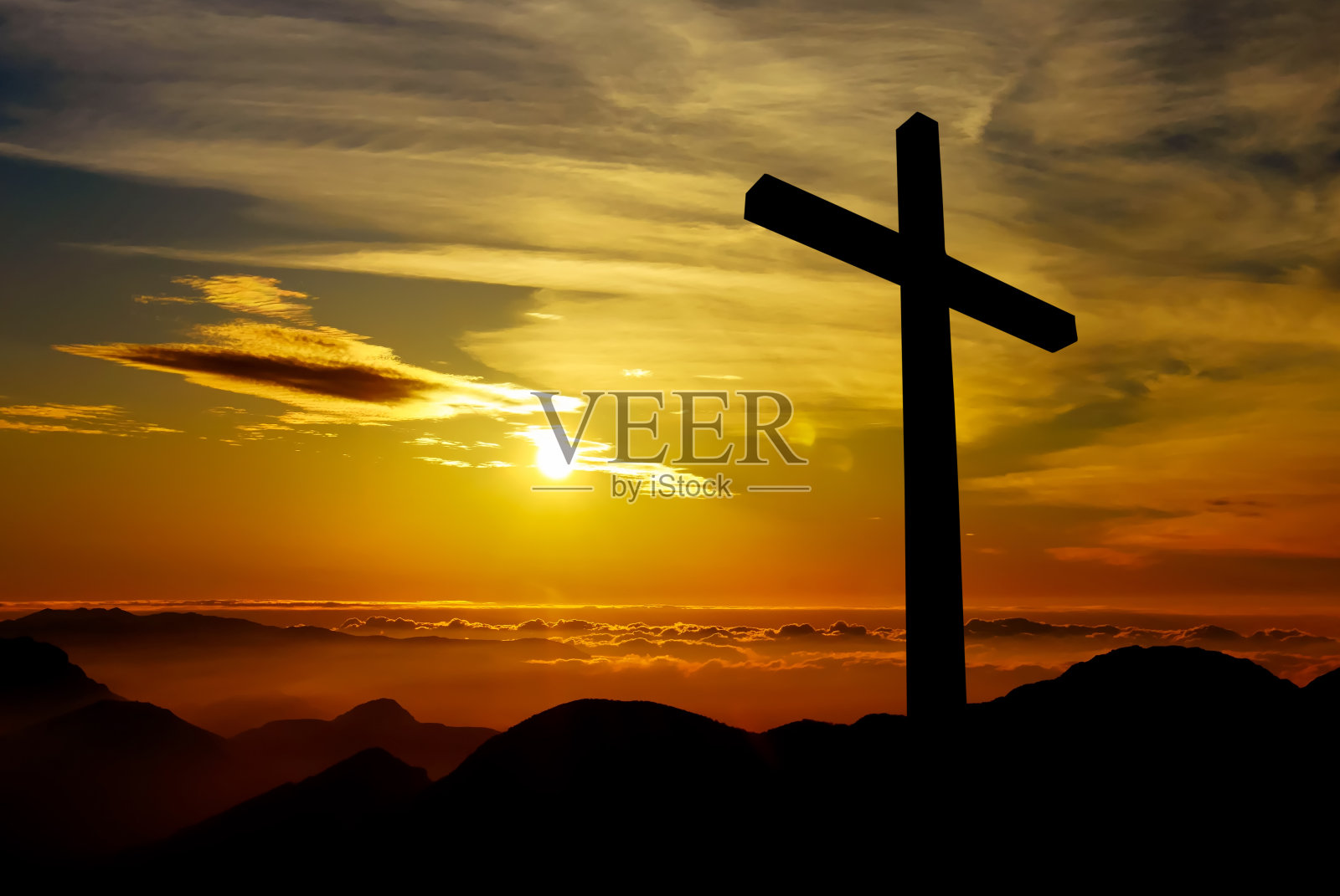 基督教十字架在日落的背景照片摄影图片