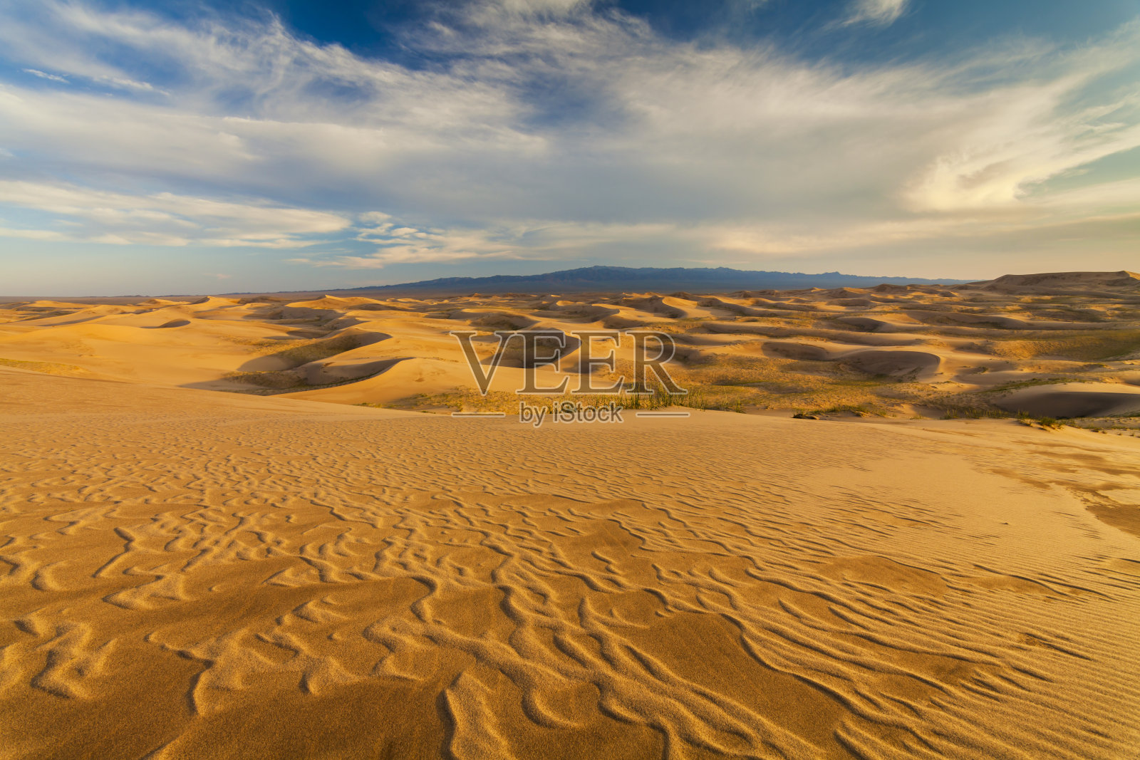 美丽的沙漠景观。戈壁沙漠。蒙古照片摄影图片