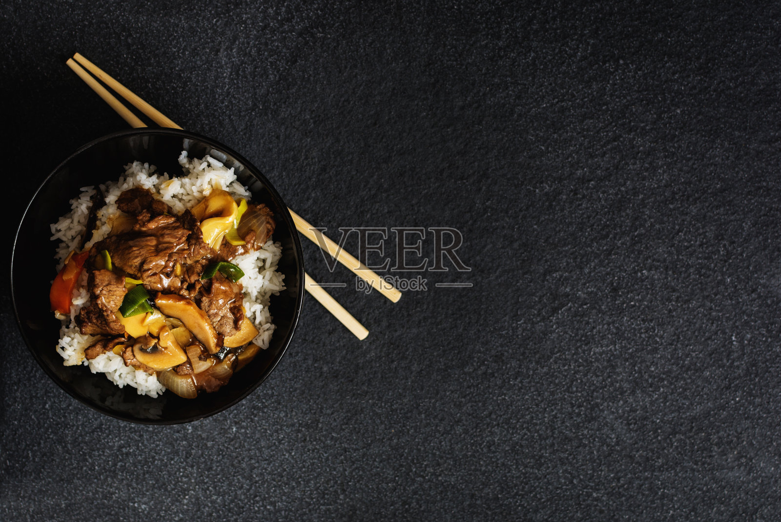 米饭和肉照片摄影图片