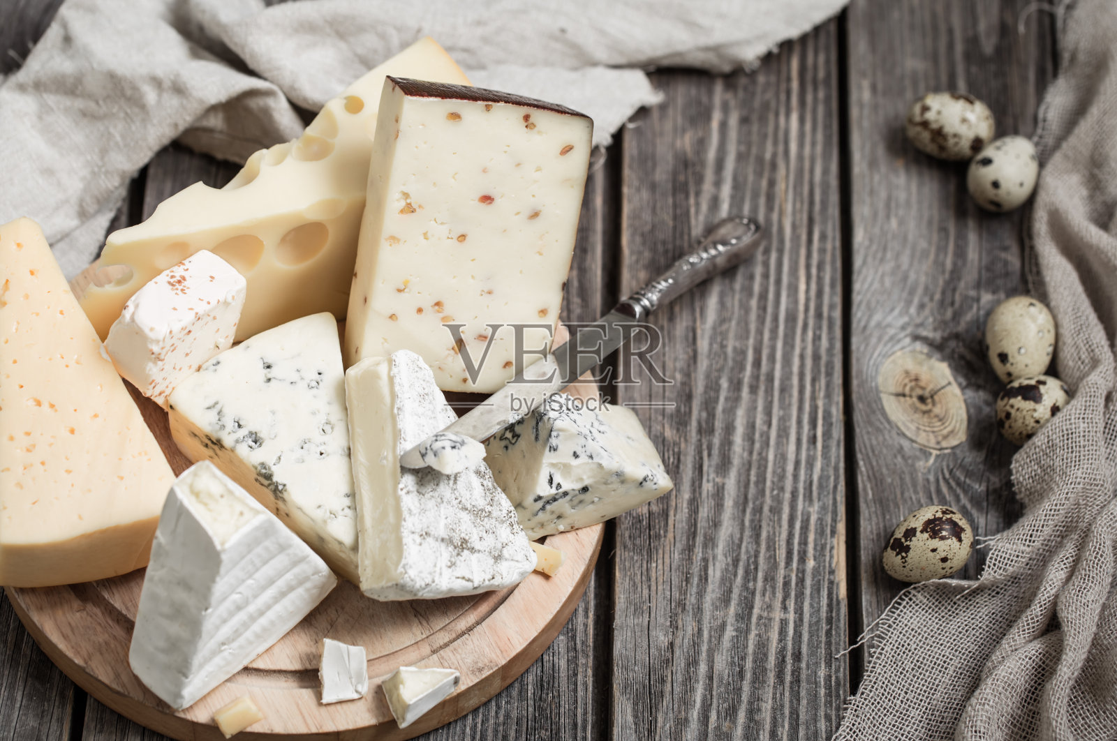 摆放美味的奶酪照片摄影图片