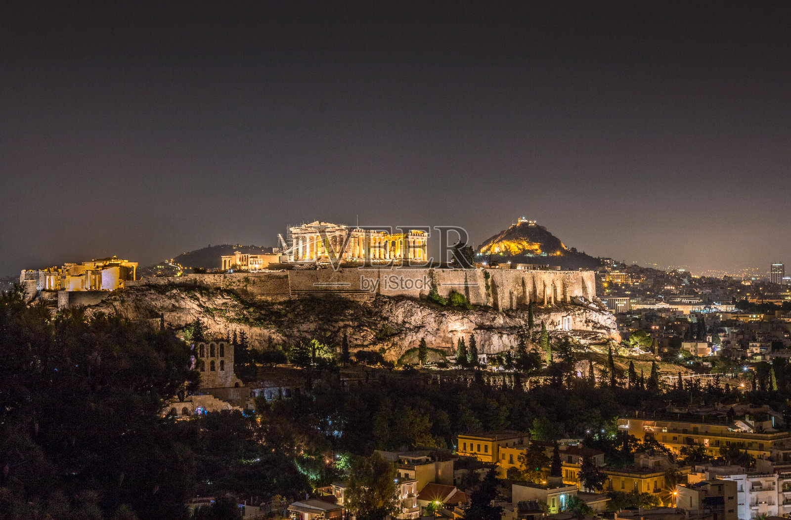 雅典在晚上照片摄影图片