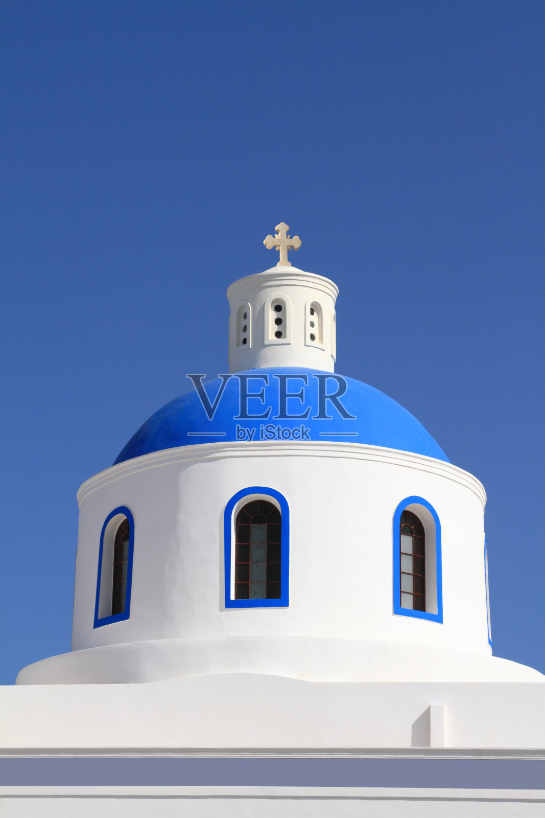 希腊圣托里尼岛的古典教堂圆顶照片摄影图片