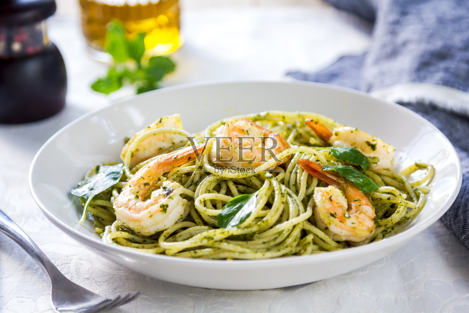 蒜香虾仁意大利面 Garlic shrimp pasta食譜、做法 | Sabrina Ye的Cook1Cook食譜分享