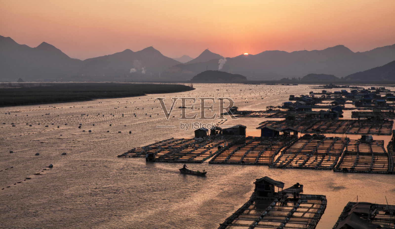 日落时分的渔家，福建霞浦，中国照片摄影图片