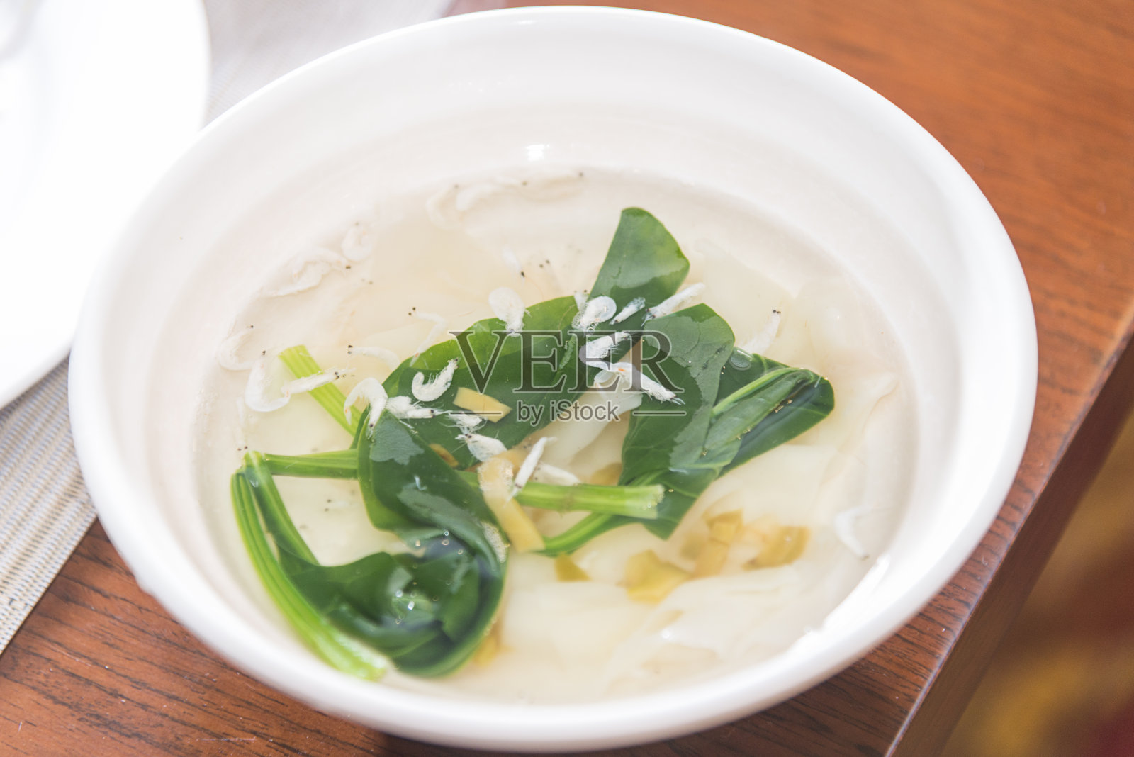 馄饨汤，中国菜照片摄影图片