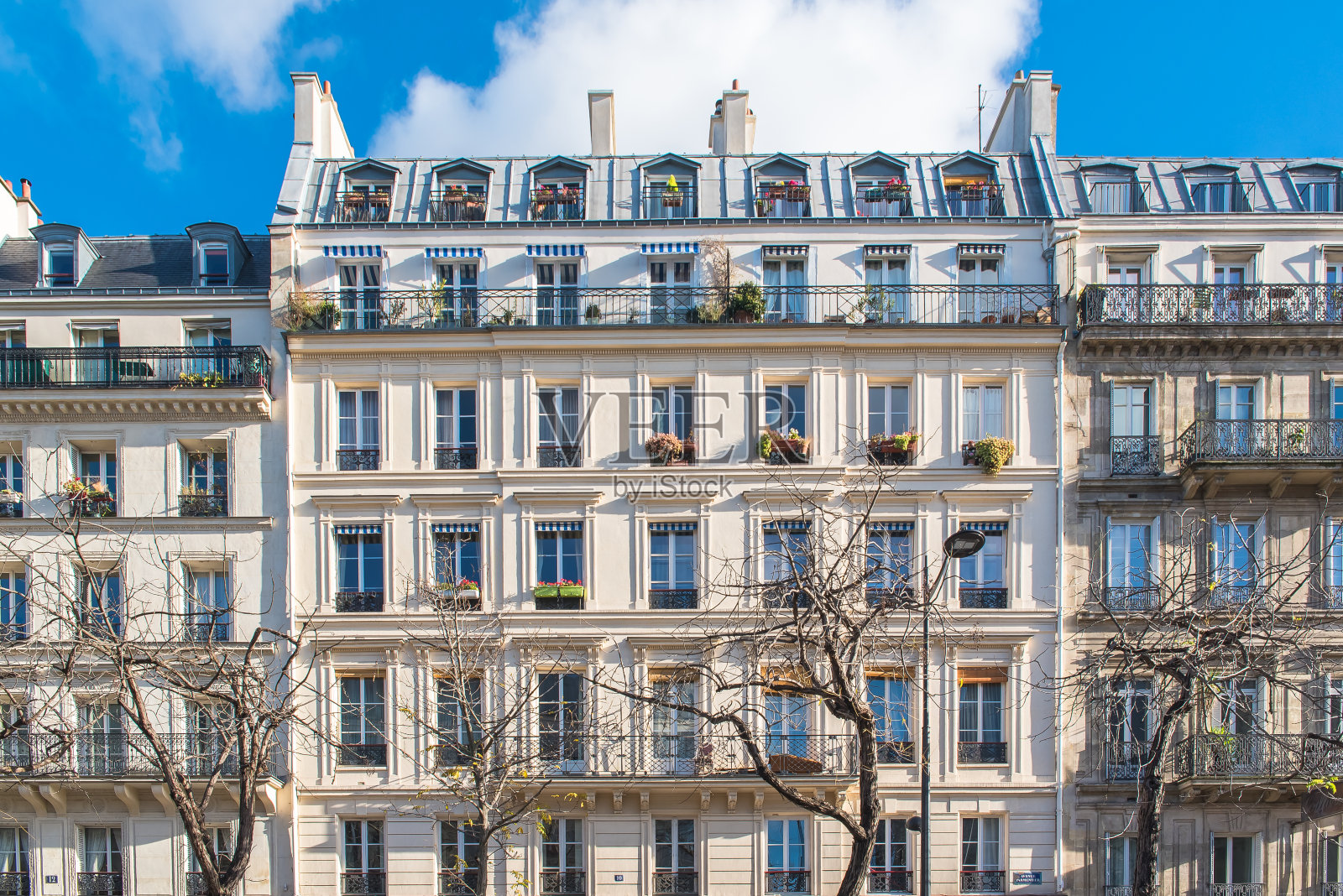 巴黎，美丽的建筑立面照片摄影图片