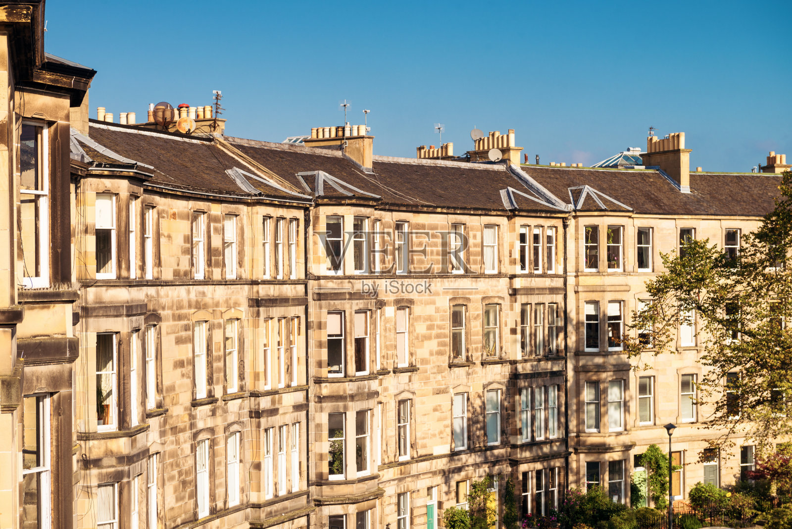 爱丁堡新城的弯曲的传统公寓照片摄影图片