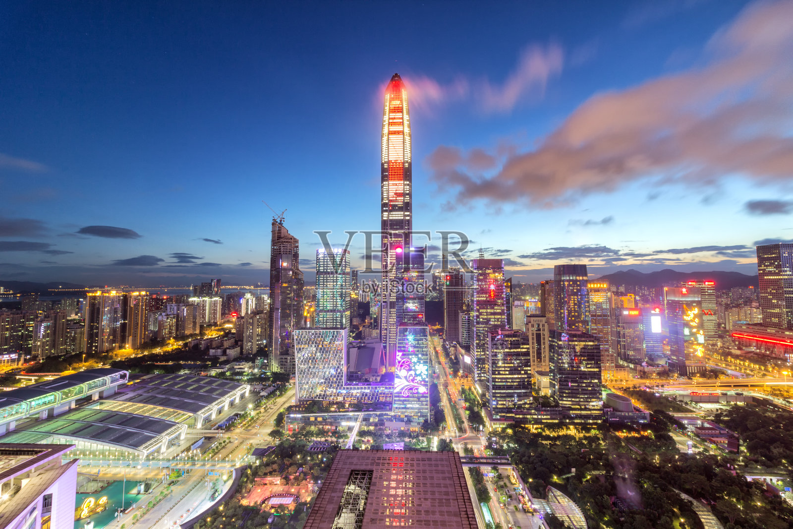 深圳最高建筑夜景照片摄影图片