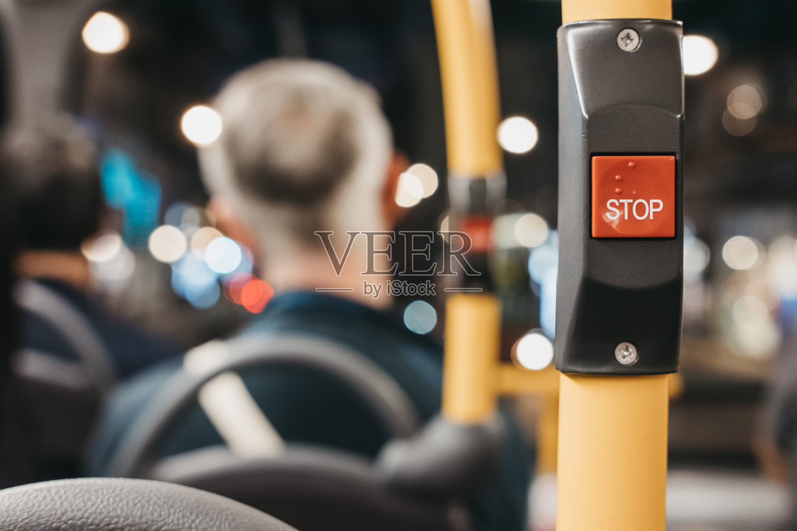关闭红色停止按钮内双层巴士照片摄影图片