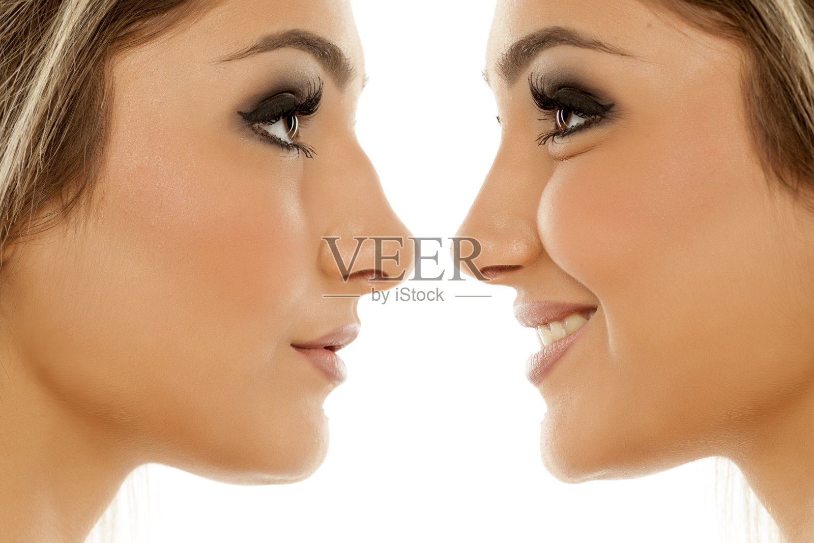 女性鼻子整形前后的比较照片摄影图片