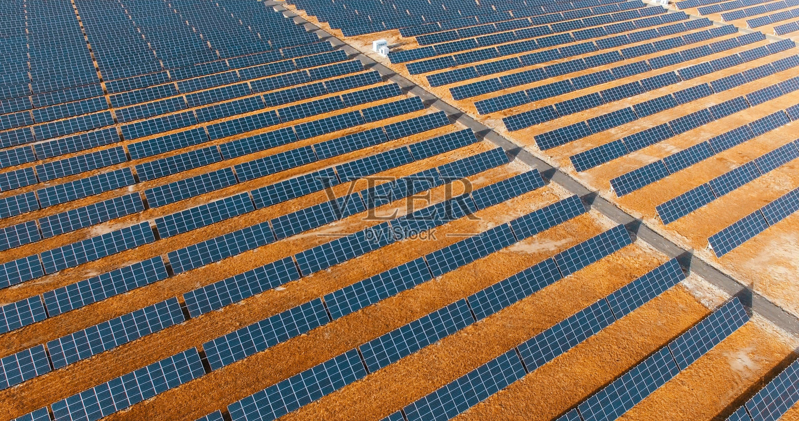 太阳能发电厂照片摄影图片