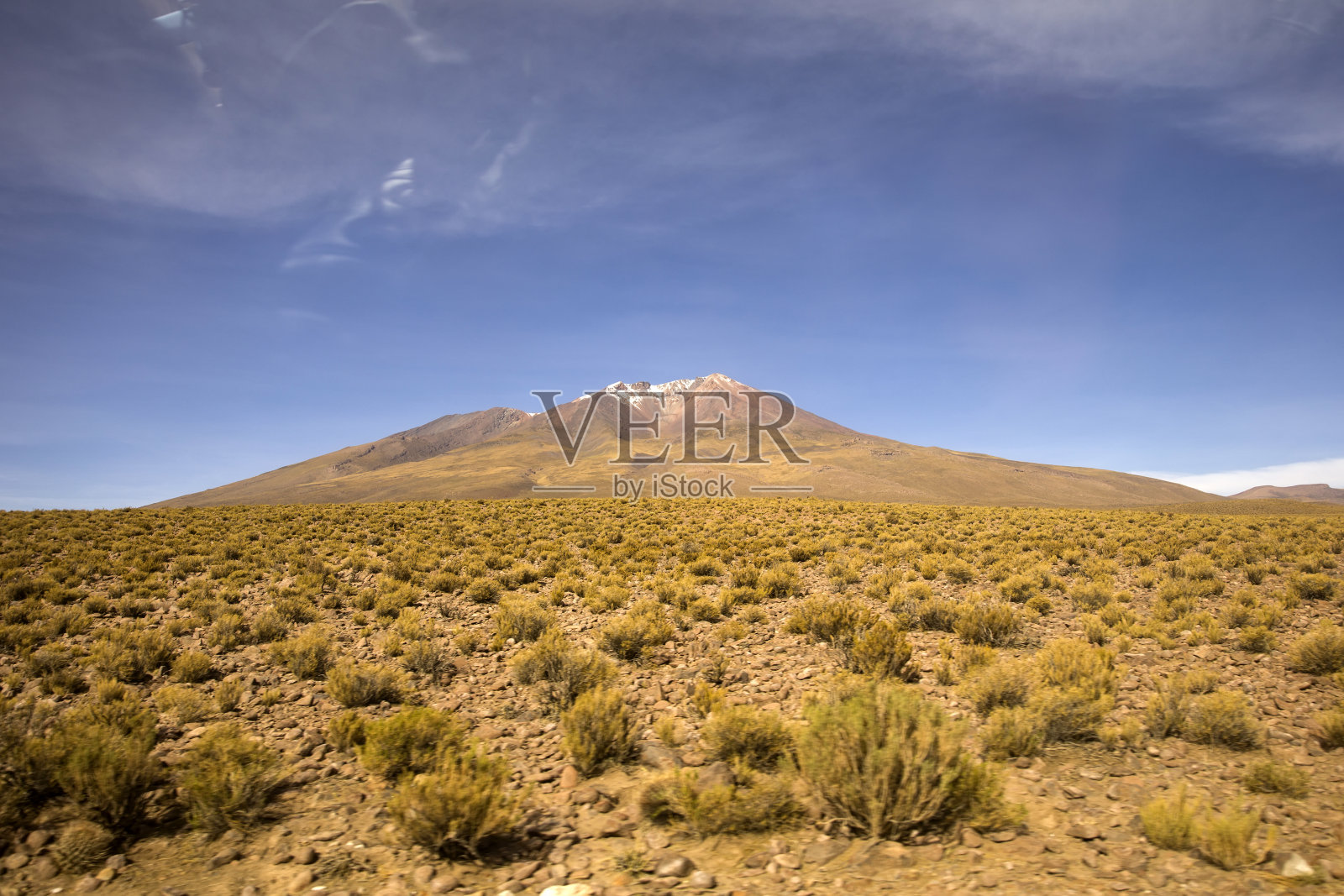 玻利维亚利坎卡武尔火山照片摄影图片