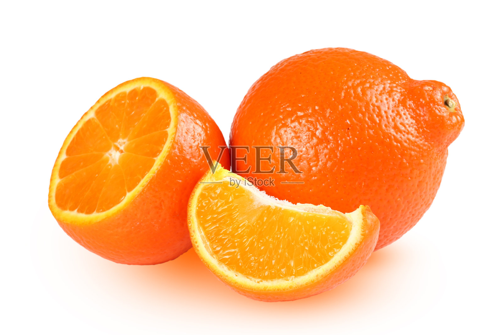 橙子:一种橙子或柑橘，其薄片在白色背景上分离照片摄影图片