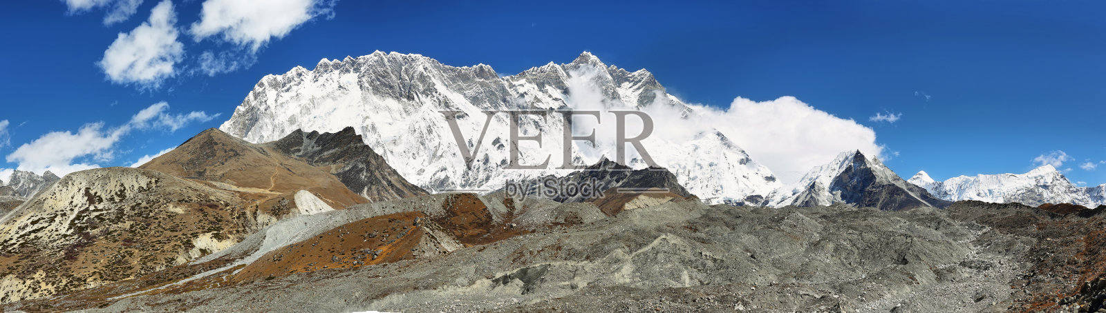 Lhotse峰值的观点照片摄影图片