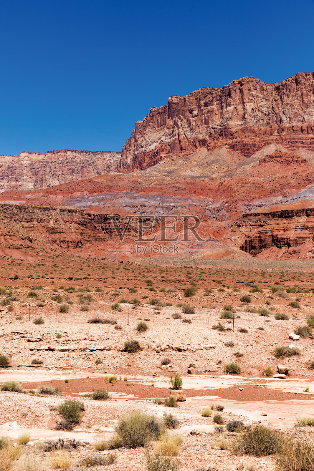 亚利桑那州令人惊叹的朱红色悬崖照片摄影图片