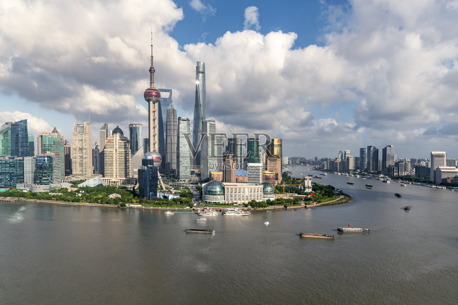上海的天际线照片摄影图片