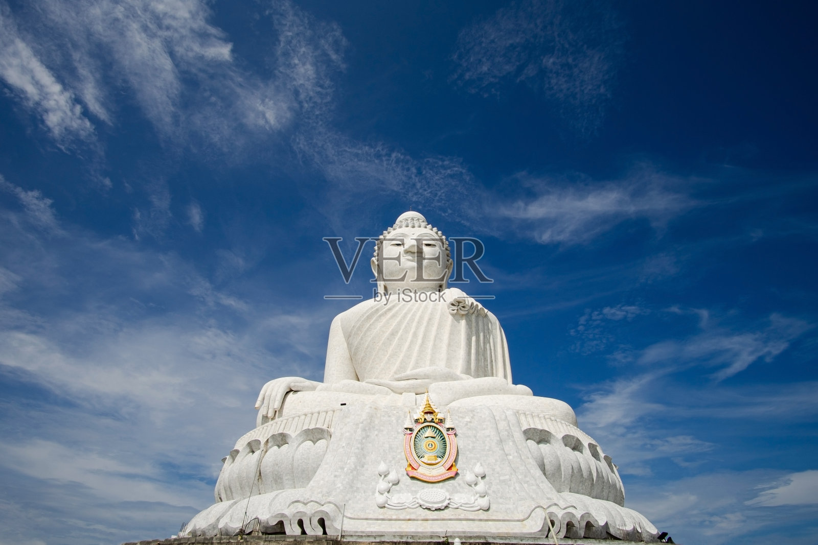大佛寺(phraphutthamingmongkho -akenagakhiri)，普吉，泰国。照片摄影图片