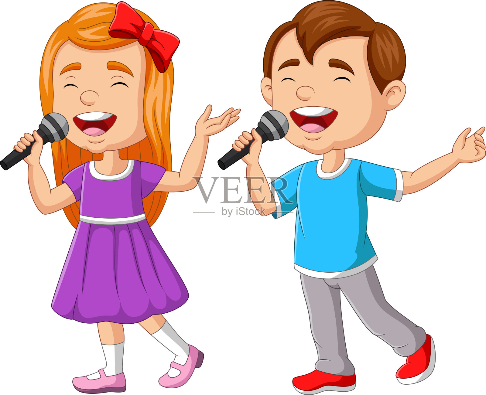 男孩和女孩用麦克风唱歌插画图片素材