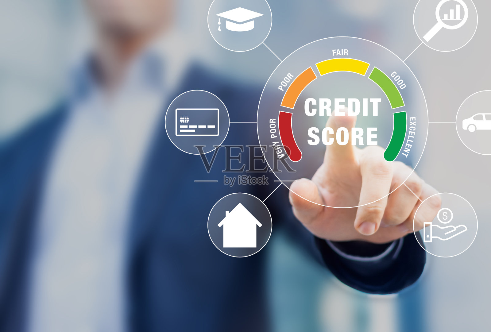 信用评分基于债务报告显示个人的信誉或风险的学生贷款，抵押和支付卡，概念与商业人员触摸记分卡在屏幕上照片摄影图片
