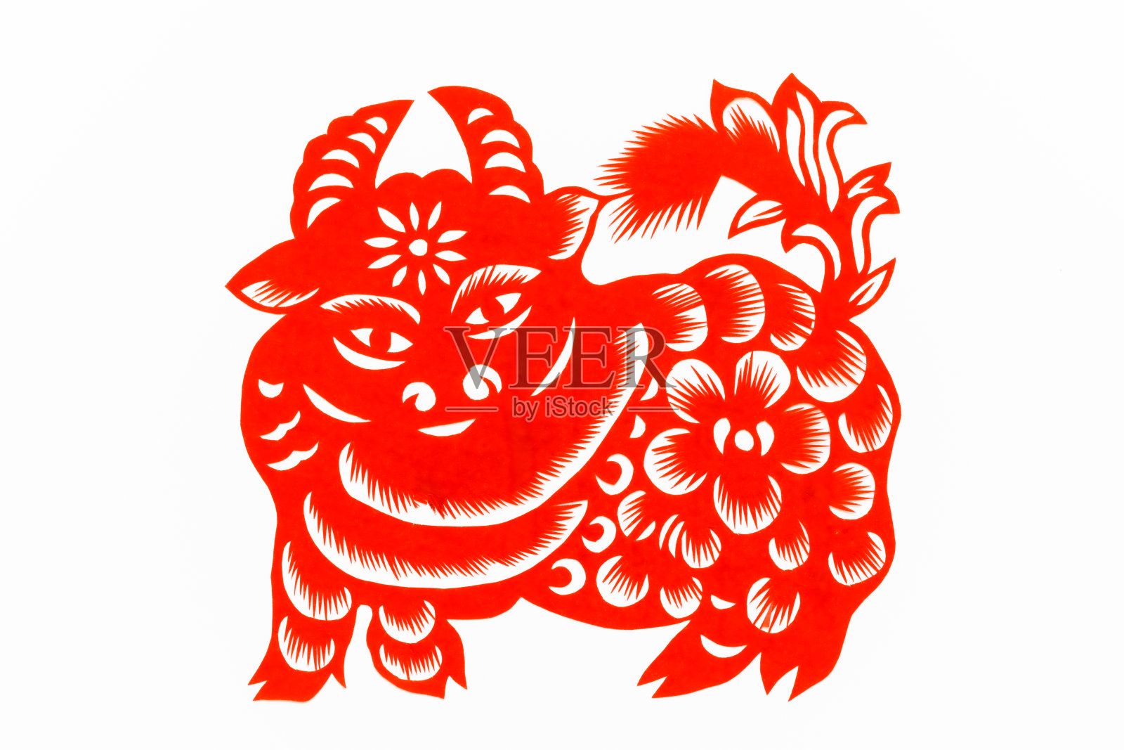 中国传统剪纸，十二生肖。春节，牛年。中国动物农历牛传统剪纸艺术图案。牛剪纸，过年。插画图片素材