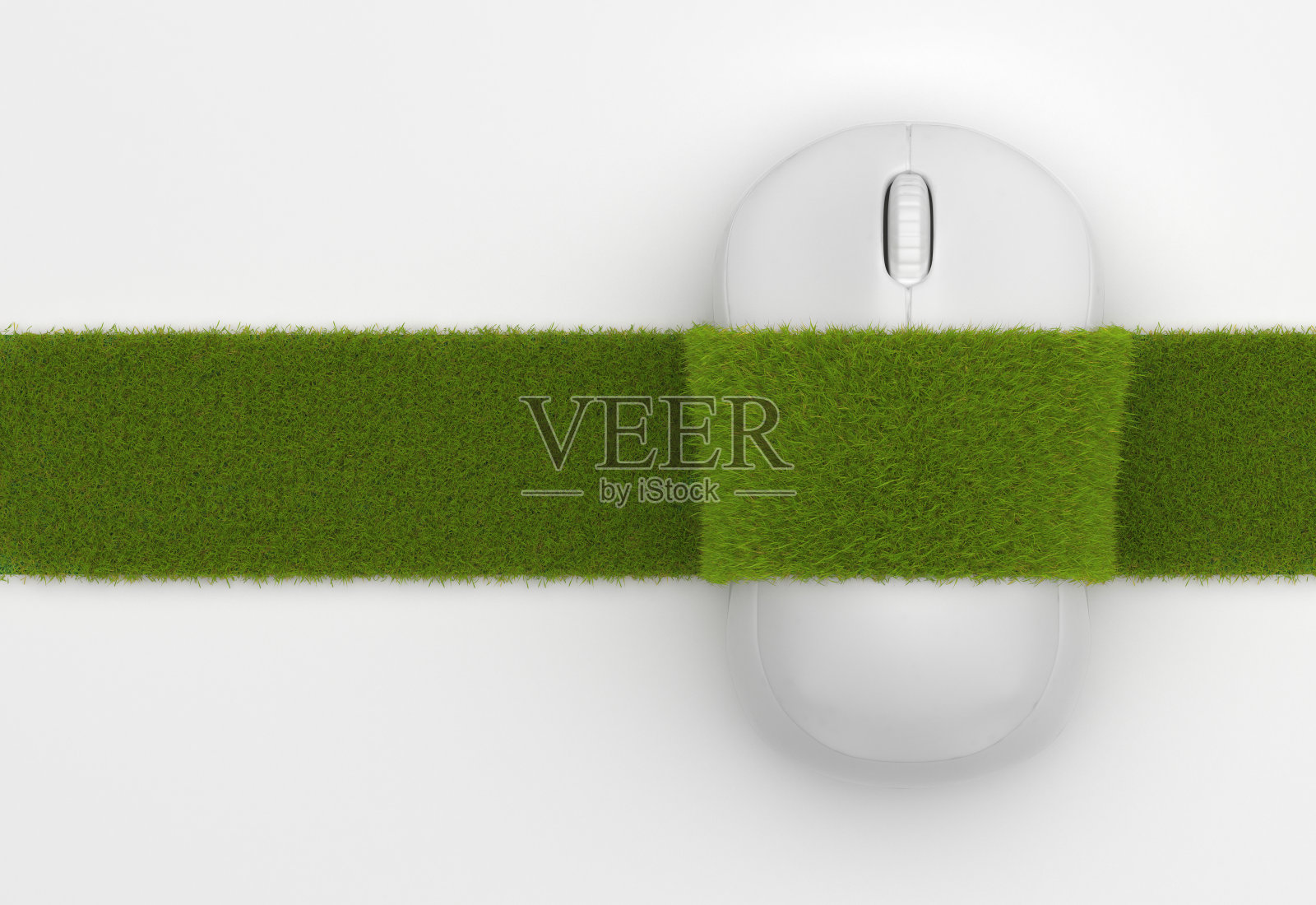 白色的无线电脑鼠标在白色的背景上覆盖着一条绿色的草。前视图。创意生态概念插画，复制空间。3 d渲染。插画图片素材