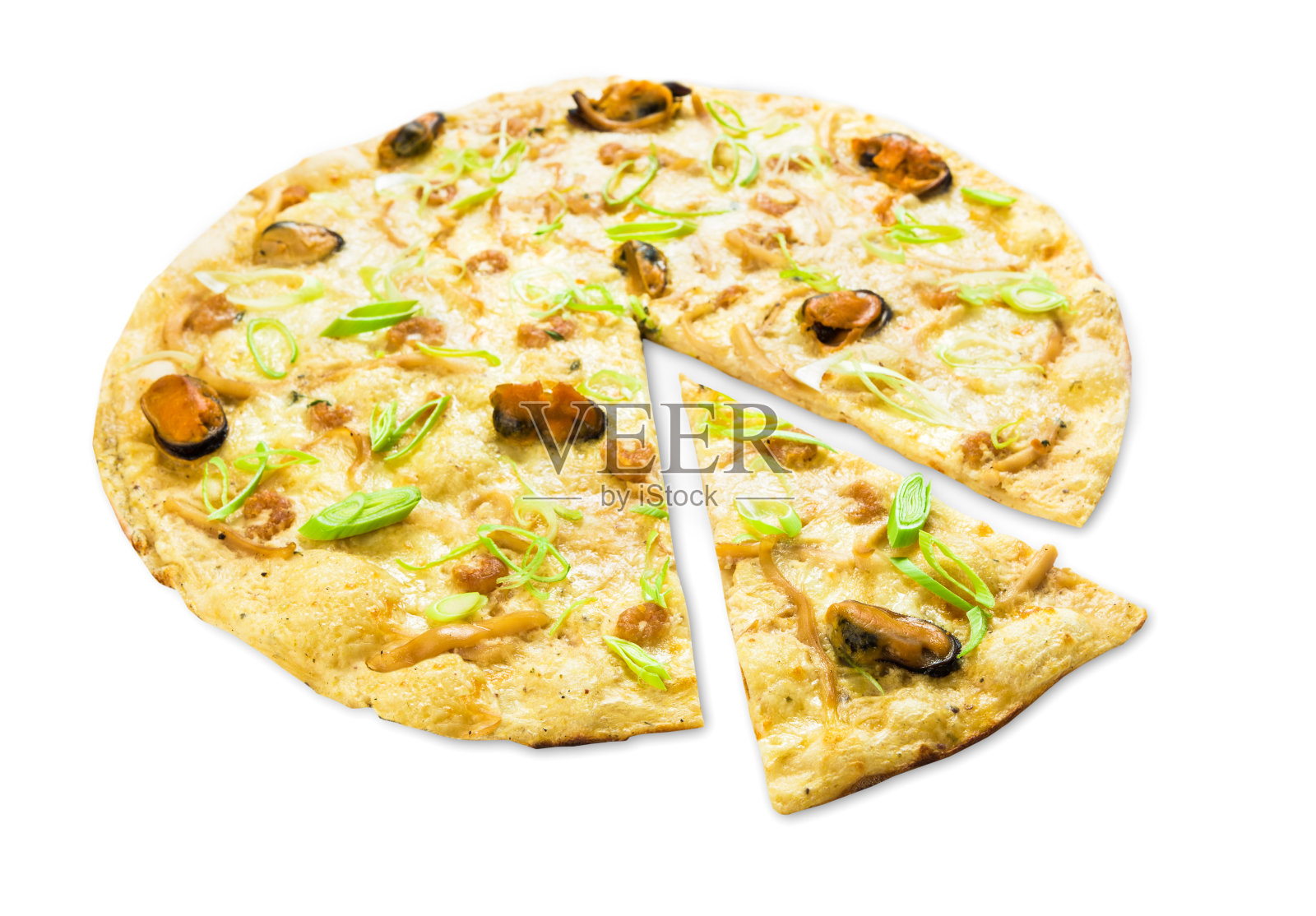 意大利海鲜披萨孤立在白色背景照片摄影图片
