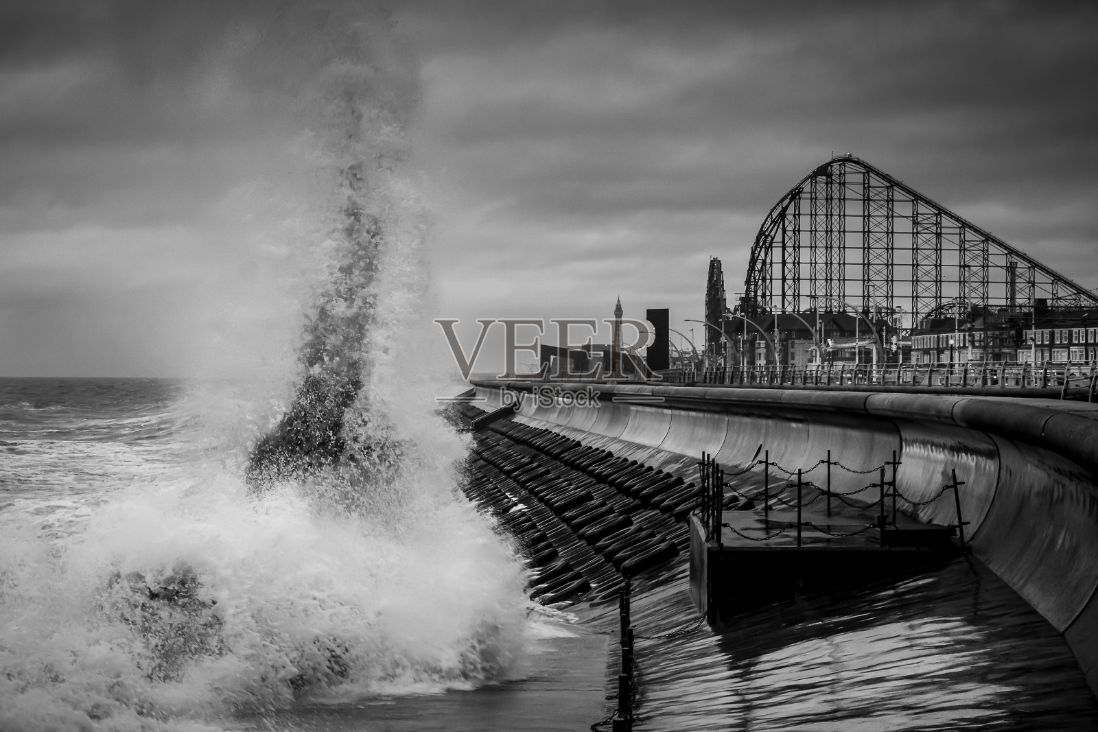 布莱克浦海滨风暴丹尼斯照片摄影图片