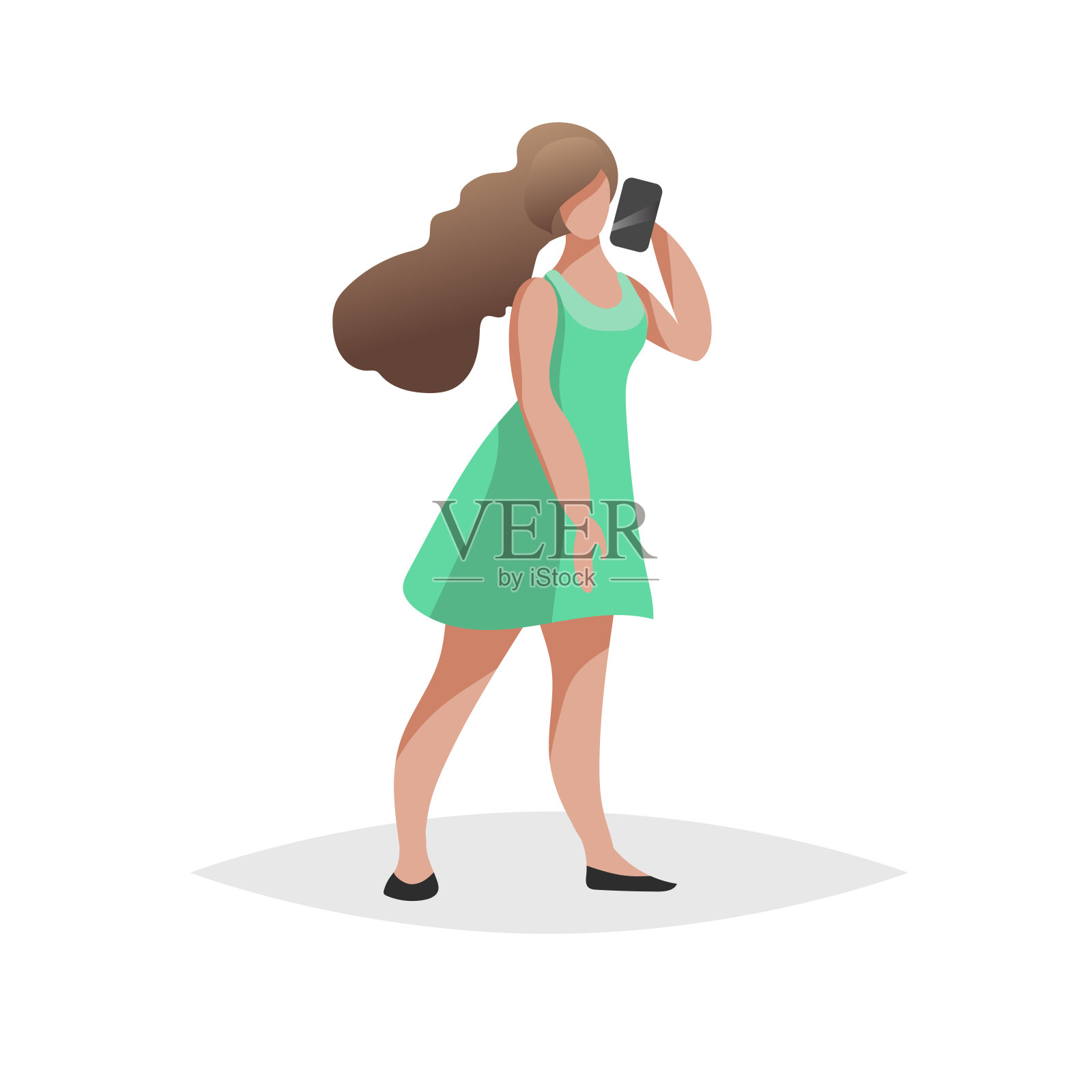快乐的年轻女子与长棕色头发站在和电话。平面现代时尚的设计风格。城市女孩画画。通信和社交网络图标。矢量插图。插画图片素材