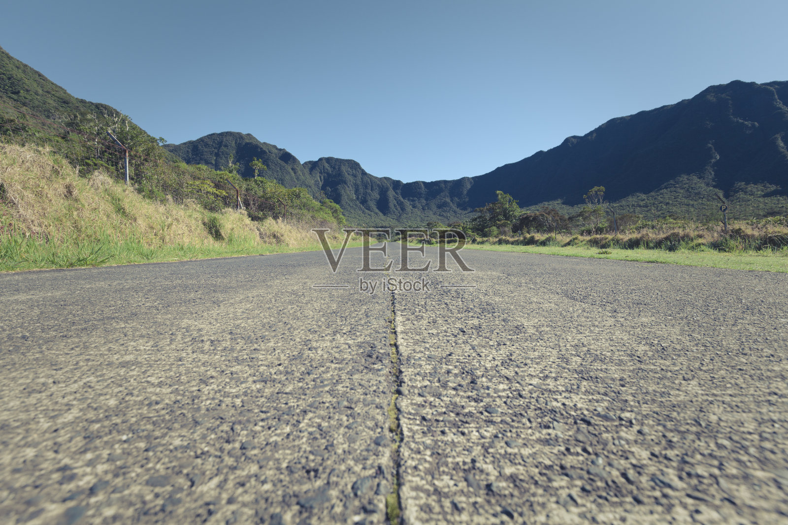 沥青路，留尼旺岛照片摄影图片