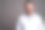 在灰色背景下拍摄的留胡子的波斯男子医生素材图片