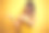 年轻美丽的女人穿着t恤在黄色孤立的背景惊讶和微笑的相机，同时提出与手指。素材图片