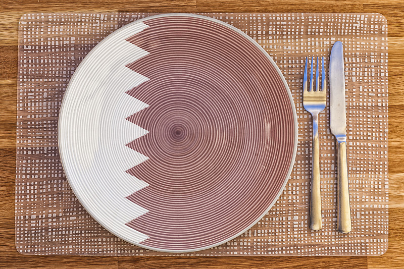 卡塔尔的餐盘图片下载