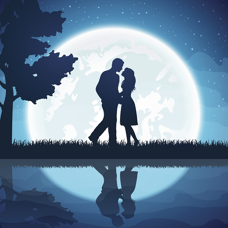 月亮背景上的一对恋人图片下载